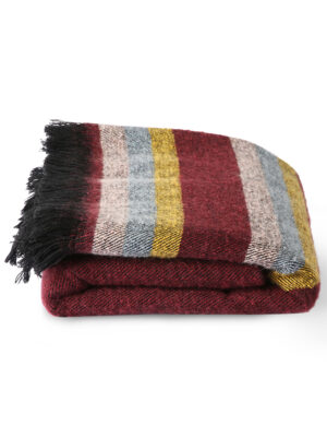 FLUFFY PLAID BURGUNDY DORIS FOR HKLIVING TTS1037