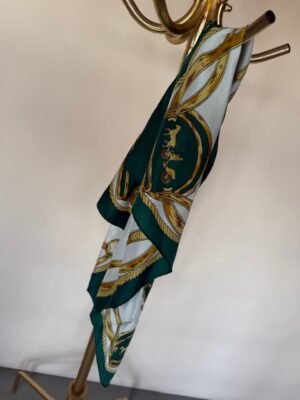 silk scarf green 25,-