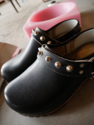 Vintage Zwarte Leren Zweedse Clogs 40